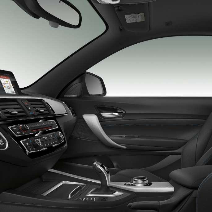 BMW Серия 2 Купе, Модел М Спорт, интериор BMW Серия 2 Купе, Модел М Спорт, интериор