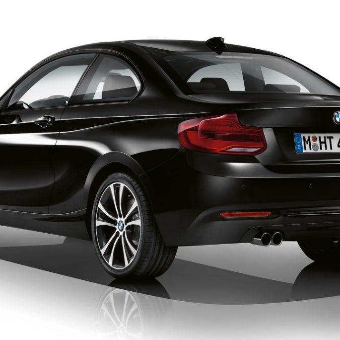 BMW Серия 2 Купе, Модел Sport Line, три четвърти снимка отзад BMW Серия 2 Купе, Модел Sport Line, три четвърти снимка отзад