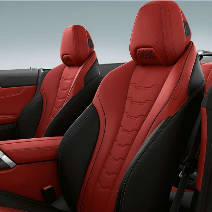 BMW M850i xDrive, Carbon Black metallic, разширено кожено оборудване BMW Individual Merino Fiona Red/Black. BMW M850i xDrive, Carbon Black metallic, разширено кожено оборудване BMW Individual Merino Fiona Red/Black.