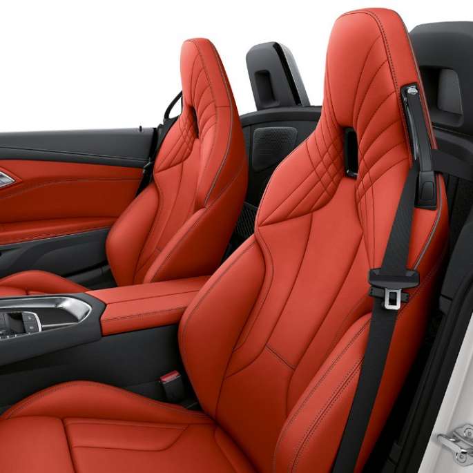 BMW Z4 Роудстър Модел Sport Line BMW Z4 Роудстър Модел Sport Line, предни седалки