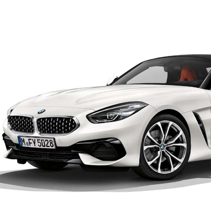 BMW Z4 Роудстър Модел Sport Line BMW Z4 Роудстър Модел Sport Line, три четвърти снимка отпред