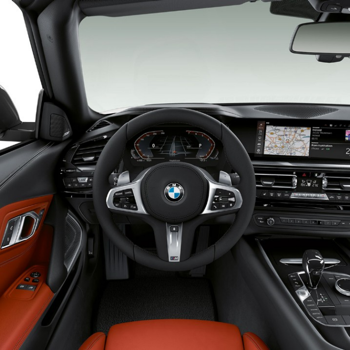 BMW Z4 Роудстър Модел Sport Line BMW Z4 Роудстър Модел Sport Line, волан и мястото на водача