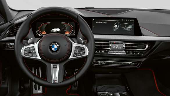 BMW Серия 1 128ti F40 М кожен волан с контрастен шев BMW Серия 1 128ti F40 М кожен волан с контрастен шев