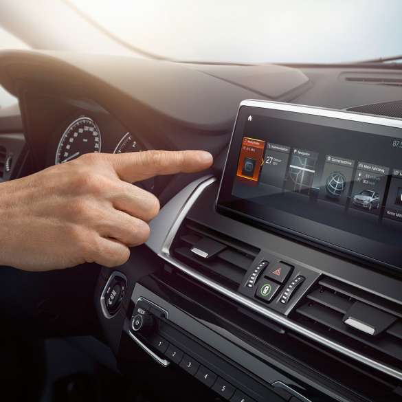 BMW Personal CoPilot BMW Серия 2 Актив Турър BMW Personal CoPilot BMW Серия 2 Актив Турър F45 2018 контролен дисплей интериор