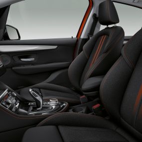 Спортни седалки BMW Серия 2 Актив Турър Спортни седалки BMW Серия 2 Актив Турър F45 2018 интериор