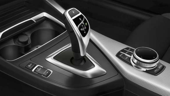 BMW Серия 2 Купе, 8-степенна трансмисия Steptronic Sport BMW Серия 2 Купе, 8-степенна трансмисия Steptronic Sport