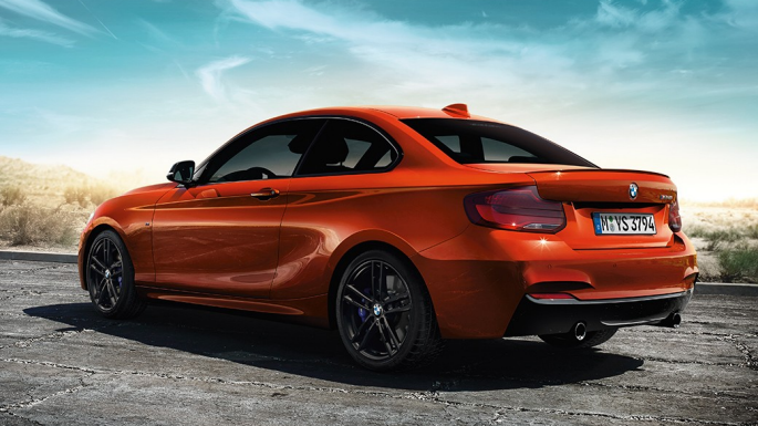 BMW Серия 2 Купе, три четвърти снимка отзад BMW Серия 2 Купе, три четвърти снимка отзад