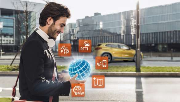 BMW Серия 3 Седан, ConnectedPackage Professional. Фронтална снимка отблизо на дисплеите в кокпита на BMW Серия 3 Седан с ConnectedPackage Professional.