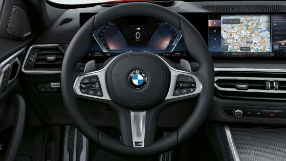 Променливо спортно кормилно управление BMW Серия 4 Гран Купе G26 2021 Променливо спортно управление със Servotronic BMW Серия 4 Гран Купе G26 2021 интериор волан