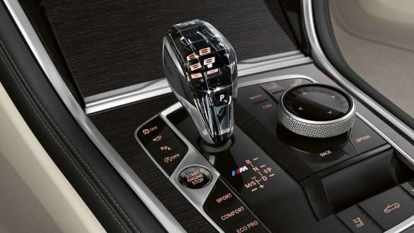 BMW M850i xDrive Dravit Grey metallic, кристални апликации 'CraftedClarity' BMW M850i xDrive Dravit Grey metallic, кристални апликации 'CraftedClarity'BMW M850i xDrive Dravit Grey metallic, кристални апликации 'CraftedClarity'