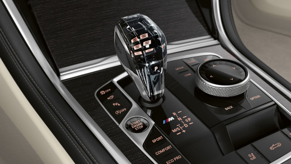 BMW M850i xDrive Dravit Grey metallic, кристални апликации 'CraftedClarity' BMW M850i xDrive Dravit Grey metallic, кристални апликации 'CraftedClarity'BMW M850i xDrive Dravit Grey metallic, кристални апликации 'CraftedClarity'