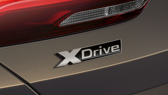 BMW M850i xDrive Dravit Grey metallic, обозначение xDrive. BMW M850i xDrive Dravit Grey metallic, обозначение xDrive.