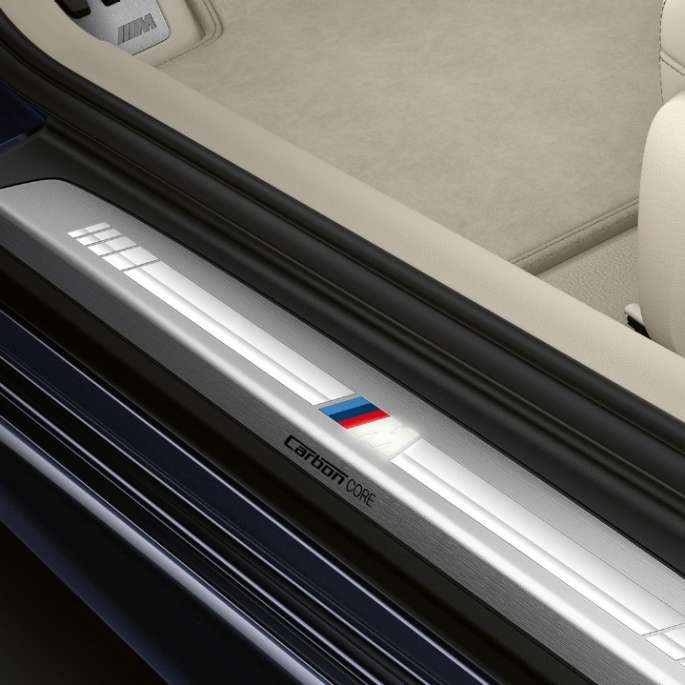 М лайстни на праговете. BMW Серия 8 Купе, М лайстни на праговете.