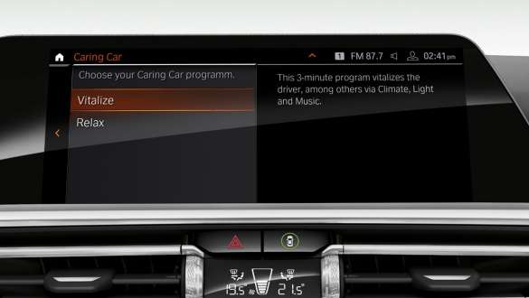 BMW Personal Personal Assistant. BMW Серия 8 Купе, контролен дисплей с BMW Personal Personal Assistant.