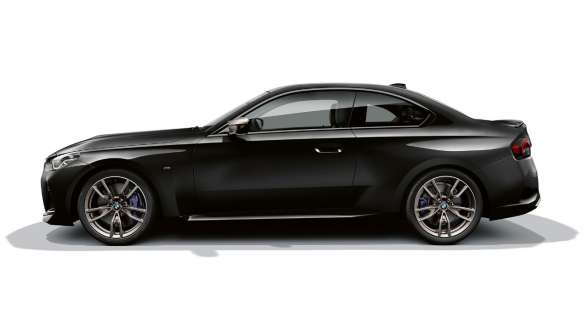 Дизайн на страничната част BMW M240i xDrive Купе G42 2021 BMW M240i xDrive Купе 2021 Black Sapphire metallic дизайн на страничната част