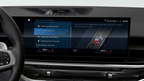 BMW X6 M60i xDrive G06 MP Асистент за шофиране Professional BMW X6 M60i xDrive G06 MP Асистент за шофиране Professional снимка отблизо