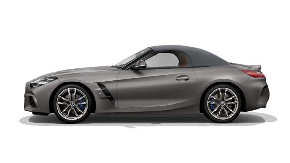 BMW Z4 M40i със затворен мек покрив G29 М аеродинамичен пакет BMW Z4 M40i G29 2019 BMW Individual Frozen Grey metallic изглед отстрани