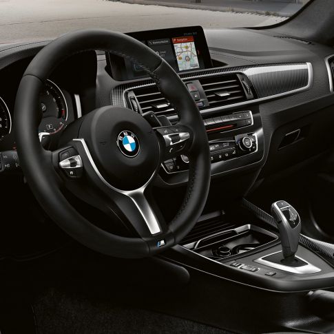 Кокпит BMW M240i Купе Кокпит BMW M240i Купе F22 2017 Sunset Orange metallic интериор