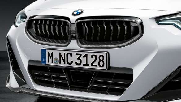 BMW M240i G42 M Performance Декоративна радиаторна решетка Карбон M Performance Декоративна радиаторна решетка Карбон BMW M240i G42