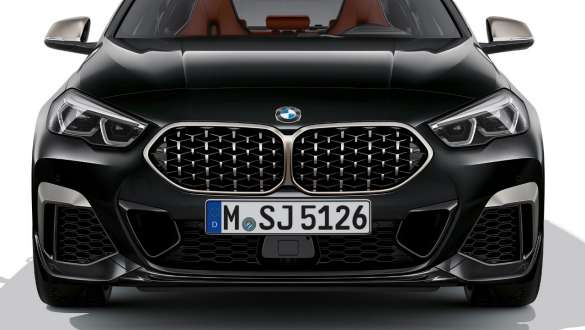 М Аеродинамичен пакет BMW M235i xDrive Гран Купе отпред М Аеродинамичен пакет BMW M235i xDrive Гран Купе 2020 Black Sapphire metallic F44 отпред