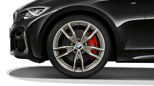 19-инчови М алуминиеви джанти 792 M Bicolour BMW M340i xDrive Седан G20 2020 BMW M340i xDrive Седан G20 2020 19-инчови М алуминиеви джанти 792 M Bicolour снимка отблизо на джанта