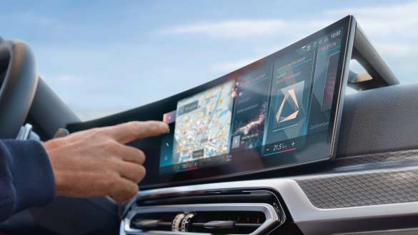 BMW Curved Display BMW M340i xDrive и M340d xDrive Туринг G21 BMW Curved Display