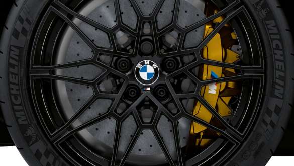 M Carbon керамични спирачки BMW M4 Купе G82 2020 BMW M4 Купе G82 2020 M Carbon керамични спирачки снимка отблизо