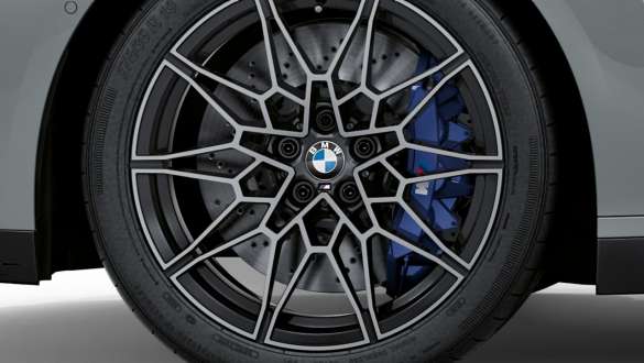 M Compound спирачки BMW M4 Купе G82 2020 BMW M4 Купе G82 2020 M Compound спирачки снимка отблизо