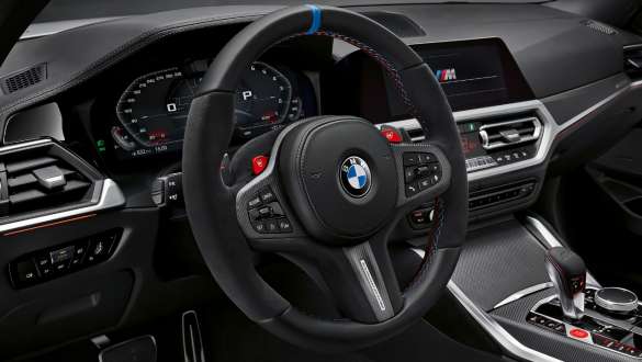 M Performance Pro волан BMW M4 Купе G82 2020 BMW M4 Купе G82 2020 M Performance Pro волан снимка отблизо