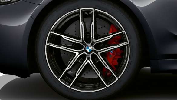 M Compound спирачки BMW F90 2020 M Compound спирачки BMW M5 F90 LCI фейслифт 2020 Brands Hatch Grey metallic снимка отблизо на джанта