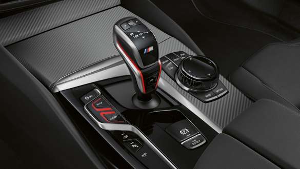 M селектор на трансмисията BMW M5 F90 2020 M селектор на трансмисията BMW M5 F90 LCI Facelift 2020 интериор
