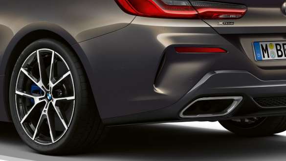 М Спортен диференциал. BMW M850i xDrive Кабриолет с М Спортен диференциал.