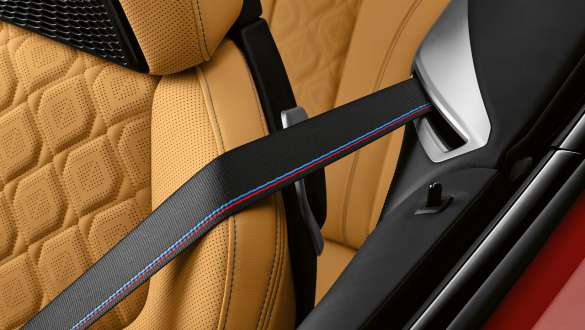 М Предпазни колани. М Предпазни колани в BMW M8 Competition Кабриолет.