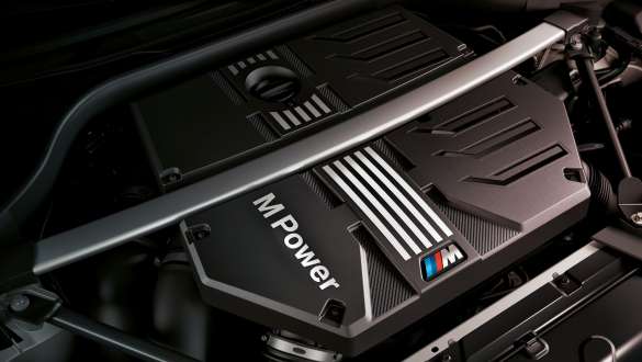 BMW M TwinPower Turbo редови 6-цилиндров бензинов двигател BMW X4 M Competition F98 LCI 2021 BMW Х4 М Competition F98 LCI Facelift 2021 BMW М TwinPower Turbo редови 6-цилиндров бензинов двигател снимка отблизо