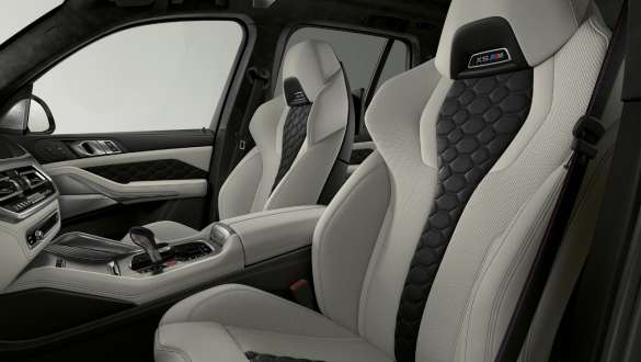 М мултифункционални седалки на BMW X5 M Competition F95 М мултифункционални седалки с пълна кожена тапицерия 'Merino’ BMW X5 M Competition F95 2020 SUV Интериор