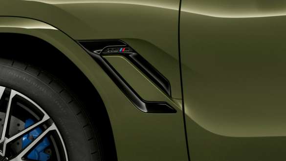 М хриле на BMW X6 M Competition F96 М хриле BMW X6 M Competition F96 2020 SUV BMW Individual специално лаково покритие Urban Green екстериор