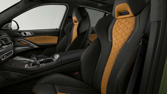 М мултифункционалните седалки на BMW X6 M Competition F96 М мултифункционални седалки с кожена тапицерия 'Merino’ BMW X6 M Competition F96 2020 SUV интериор