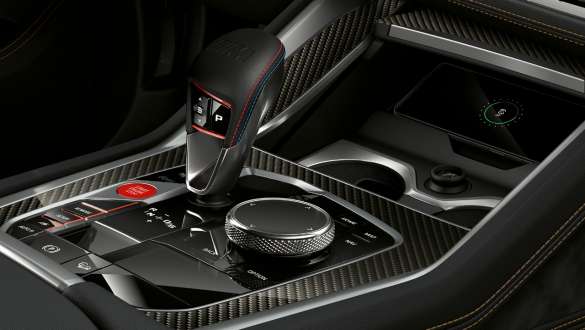 BMW X6 M Competition с трансмисия M Steptronic Sport F96 8-степенна трансмисия M Steptronic Sport с Drivelogic BMW X6 M Competition F96 2020 SUV интериор