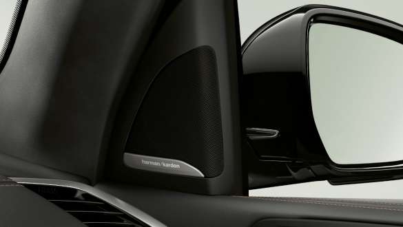 BMW X7 M Автомобил с озвучителна система Harman Kardon surround sound BMW X7 M Автомобил, интериор с озвучителна система Harman Kardon surround sound, G07