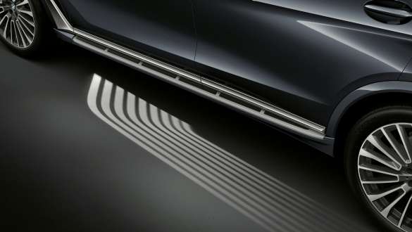 BMW X7 M Автомобил с Welcome Light Carpet G07 2019 BMW X7 M Автомобил с Welcome Light Carpet G07 2019