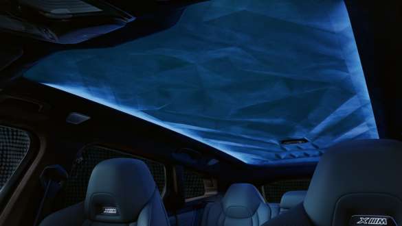 BMW XM G09 осветен таван BMW XM G09 интериор осветен таван
