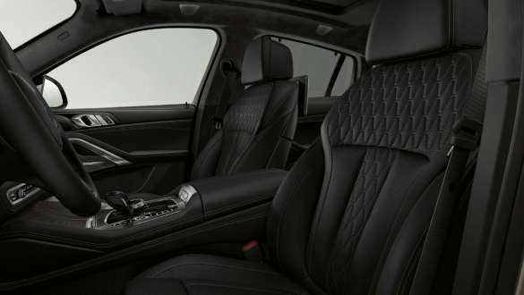 Спортни предни седалки BMW X6 G06 2019 Спортни предни седалки BMW X6 G06 2019 интериор