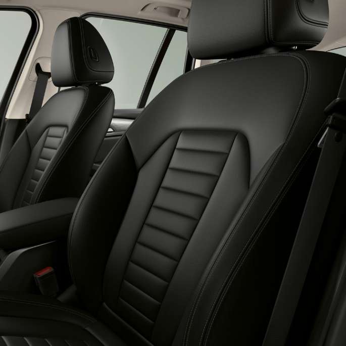 BMW iX3 G08 2020 Модел „Inspiring“ спортни седалки с кожена тапицерия 'Vernasca' Mocha BMW iX3 G08 2020 Модел „Inspiring“ предни спортни седалки с кожена тапицерия 'Vernasca' Mocha интериор
