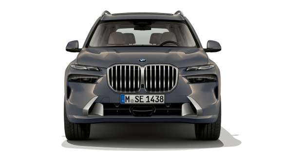 BMW X7 G07 LCI изглед отпред Sparkling Copper Grey metallic BMW X7 G07 LCI изглед отпред в покой Sparkling Copper Grey metallic