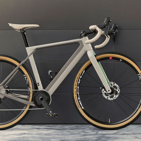 Велосипед 3T for BMW Gravelbike. Снимката показва предната част на велосипед 3T for BMW Gravelbike.