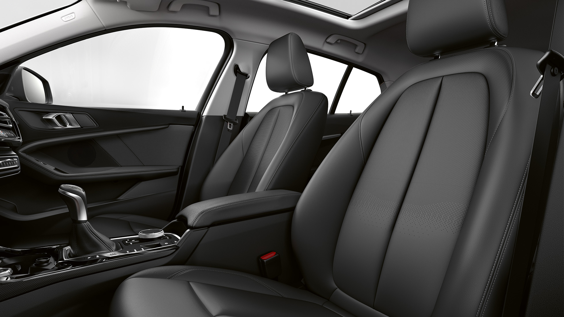 Седалки с кожена тапицерия 'Dakota' Black. BMW Серия 1 Модел Advantage, интериор със седалки с кожена тапицерия 'Dakota' Black.