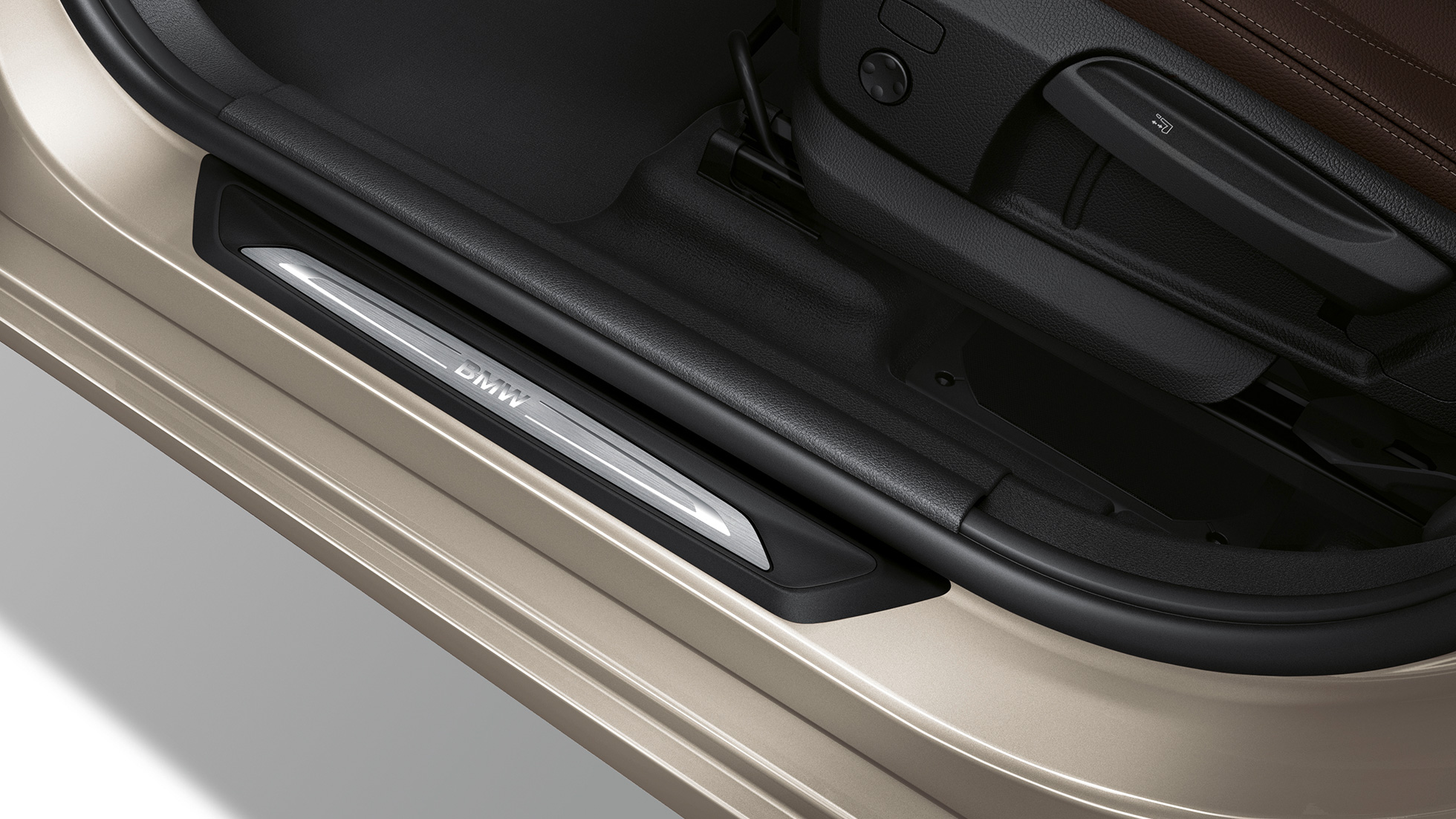 Лайстни на праговете BMW Серия 2 Актив Турър Модел Luxury Line Лайстни на праговете BMW Серия 2 Актив Турър Модел Luxury Line 225i xDrive F45 2018 Jucaro Beige metallic