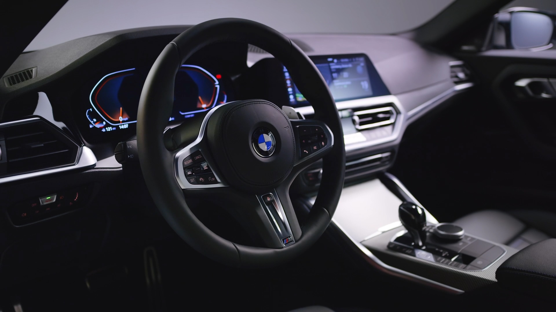 Интериорните акценти на BMW Серия 2 Купе. Интериорните акценти на BMW Серия 2 Купе.