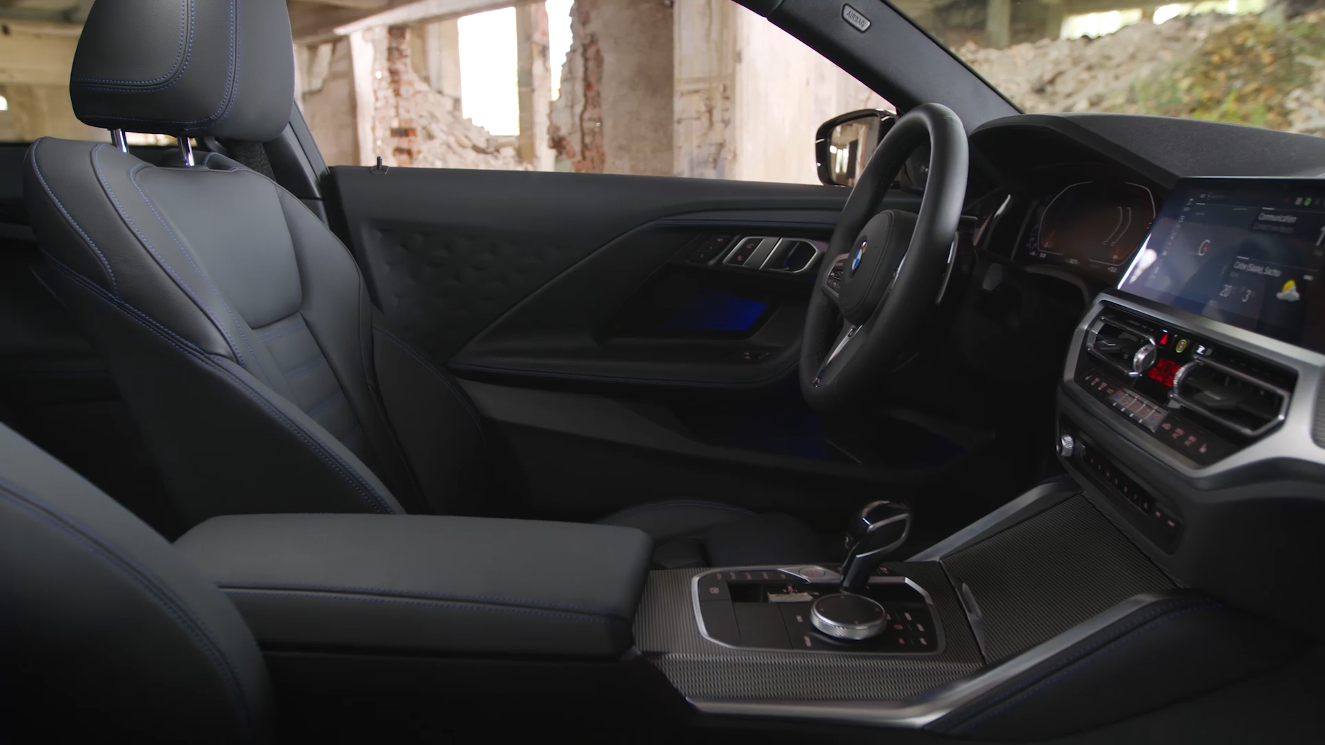 BMW Серия 2 Купе G42 2021 интериорен дизайн във видео BMW Серия 2 Купе G42 2021 интериорен дизайн във видео