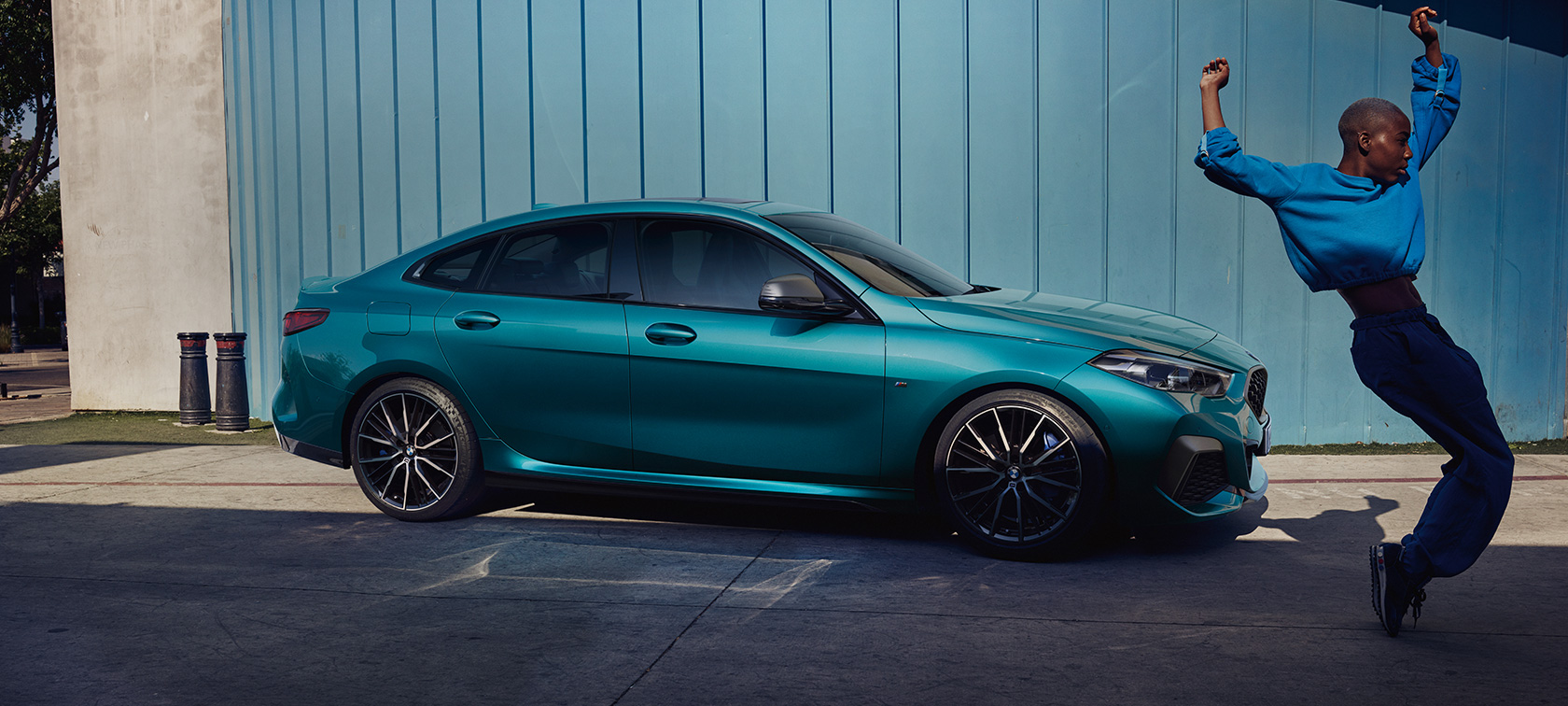Оферти и услуги за BMW Серия 2 Гран Купе Оферти и услуги за BMW Серия 2 Гран Купе Snapper Rocks Blue metallic F44, изглед отстрани